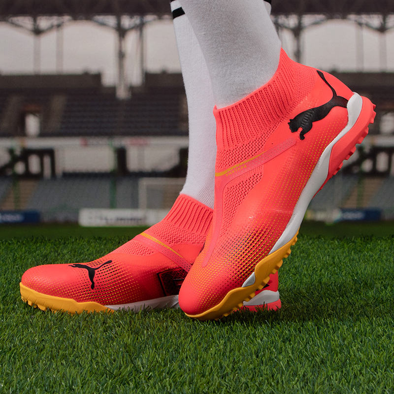 PUMA彪馬男鞋足球鞋青少年球鞋TT釘鞋比賽運動鞋 107713-03