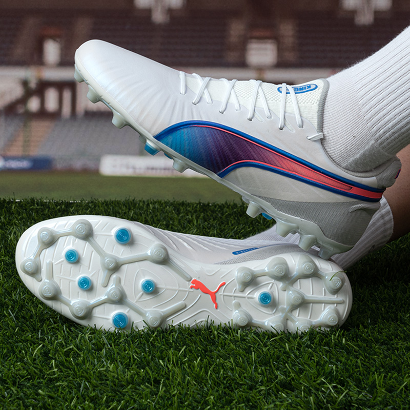Puma/彪馬男鞋KING ULTIMATE MG釘鞋一體式鞋舌實(shí)戰(zhàn)訓(xùn)練足球鞋 107868-02